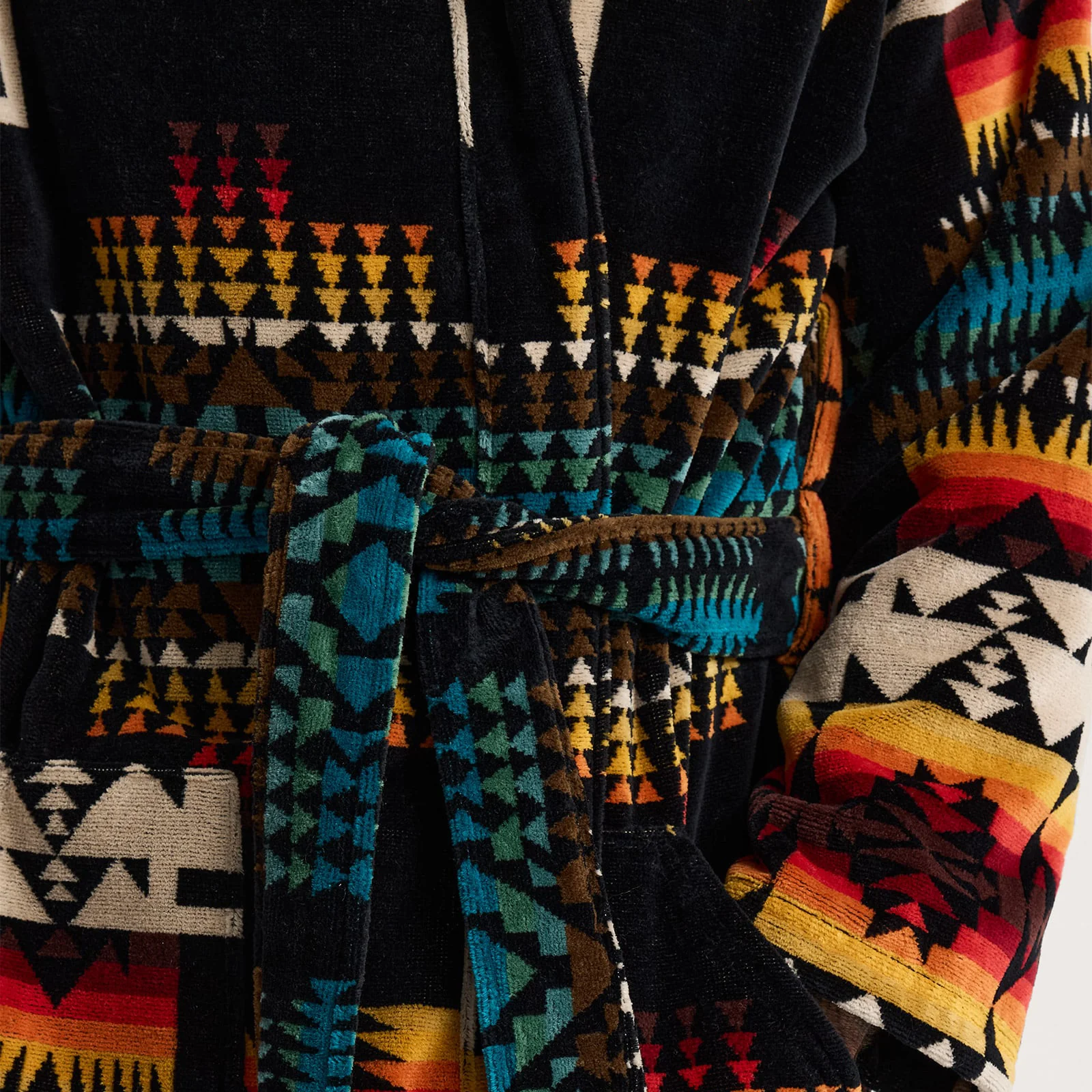 Bath Robe - Chief Joseph Black - Image 3