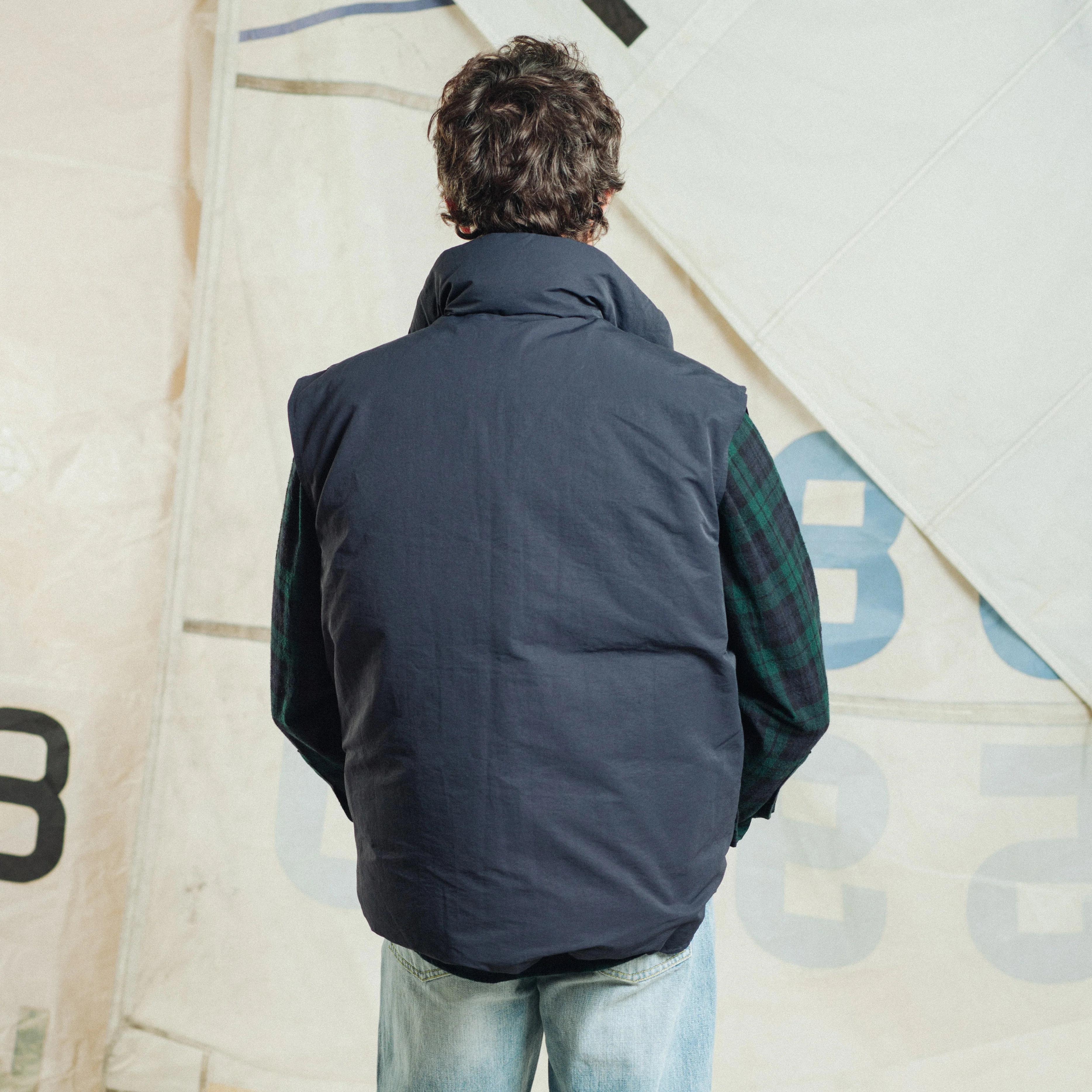 Flat Face Down Vest - Navy - Image 9