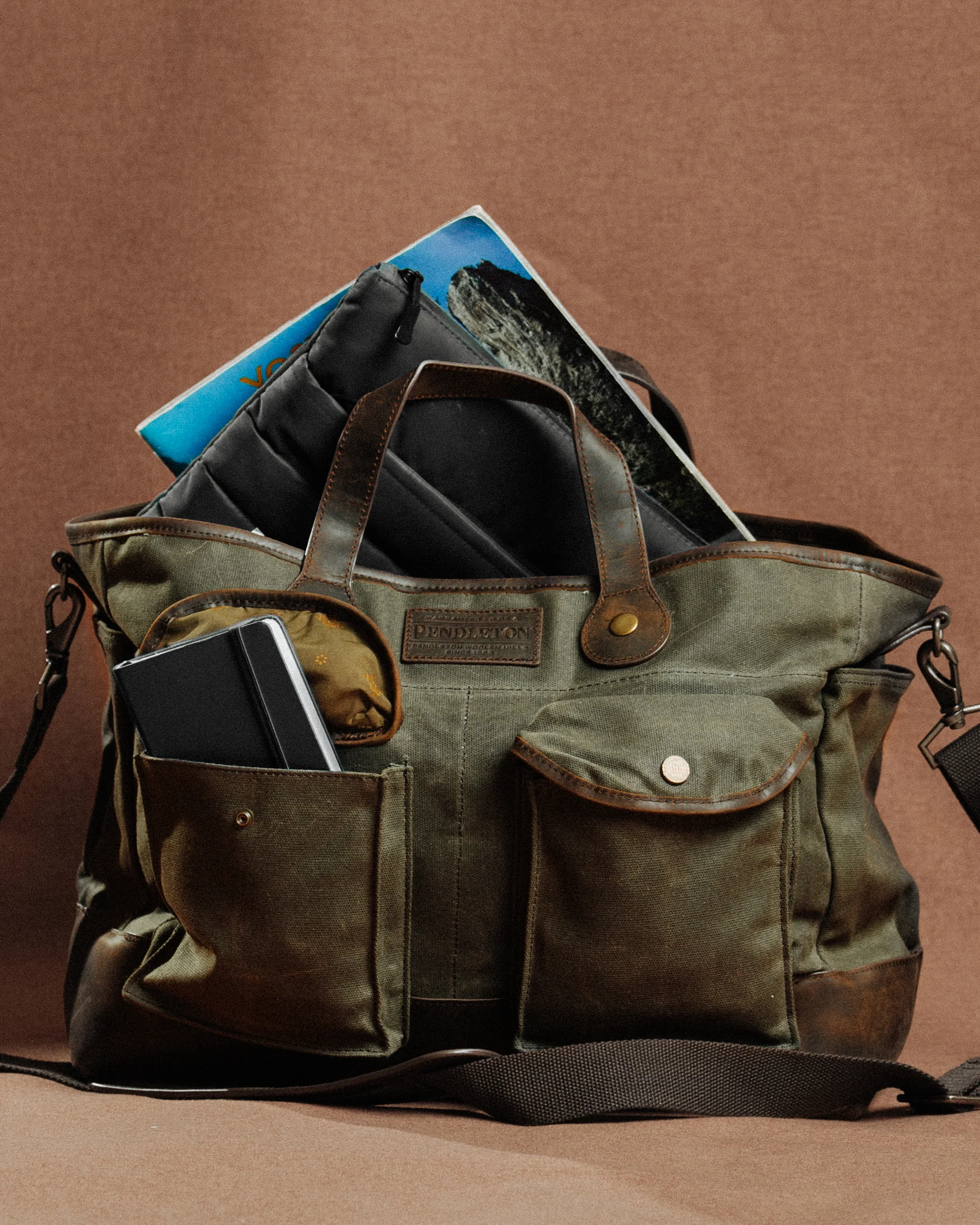 Odyssey Waxed Canvas Messenger Bag - Olive - Image 5