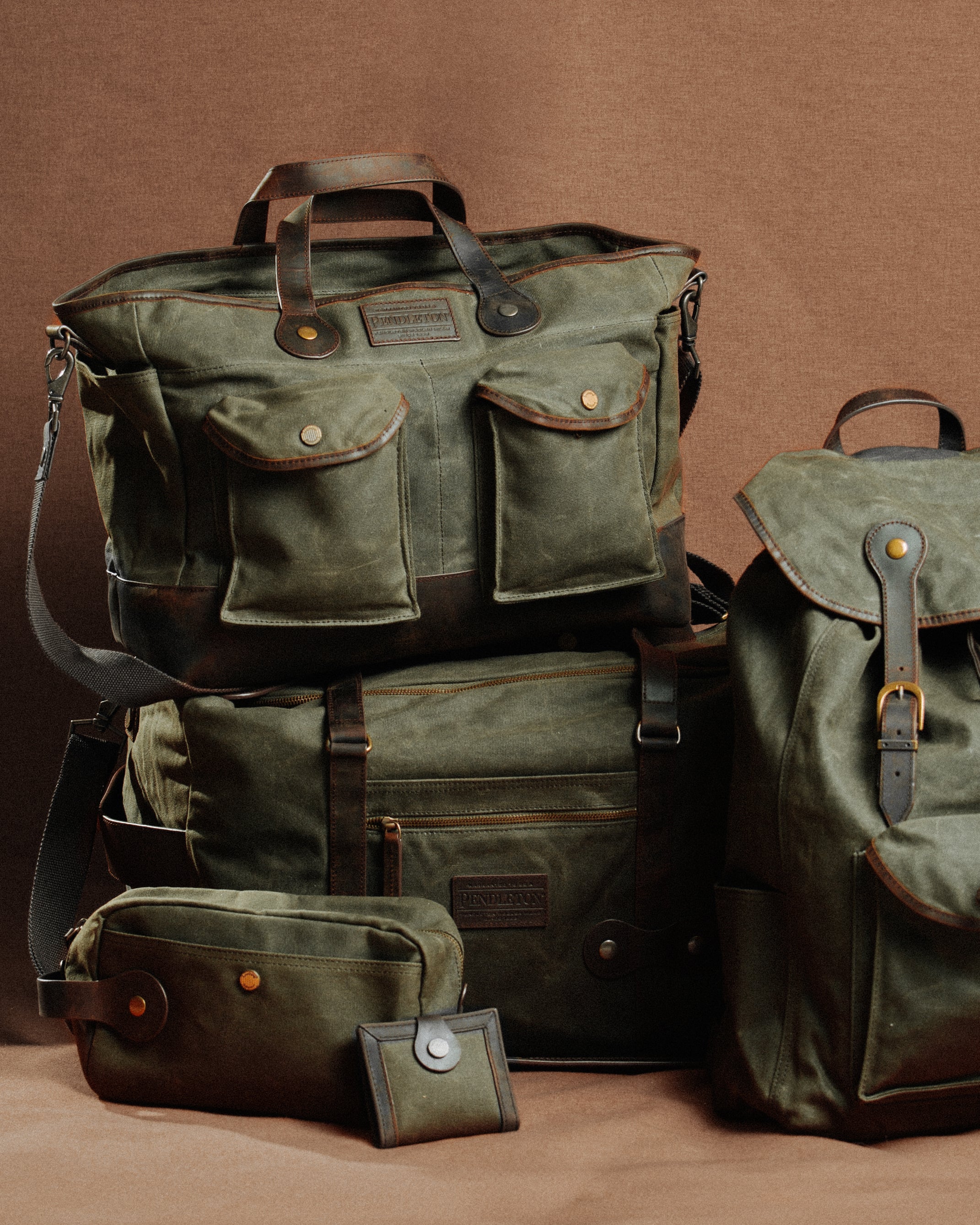 Odyssey Waxed Canvas Travel Kit - Olive - Image 5