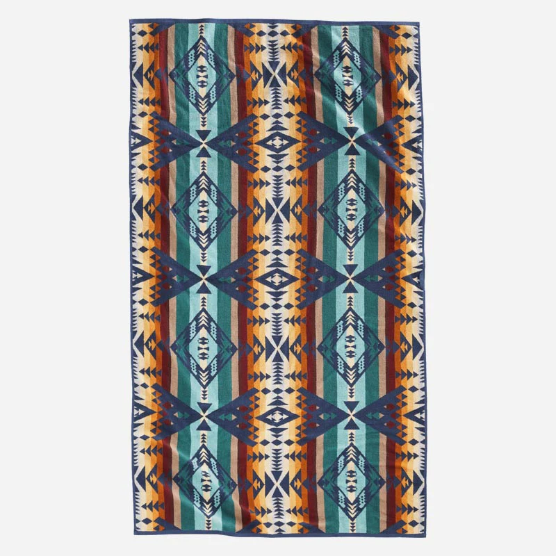 Jacquard Beach Towel - Diamond Peak - Image 2