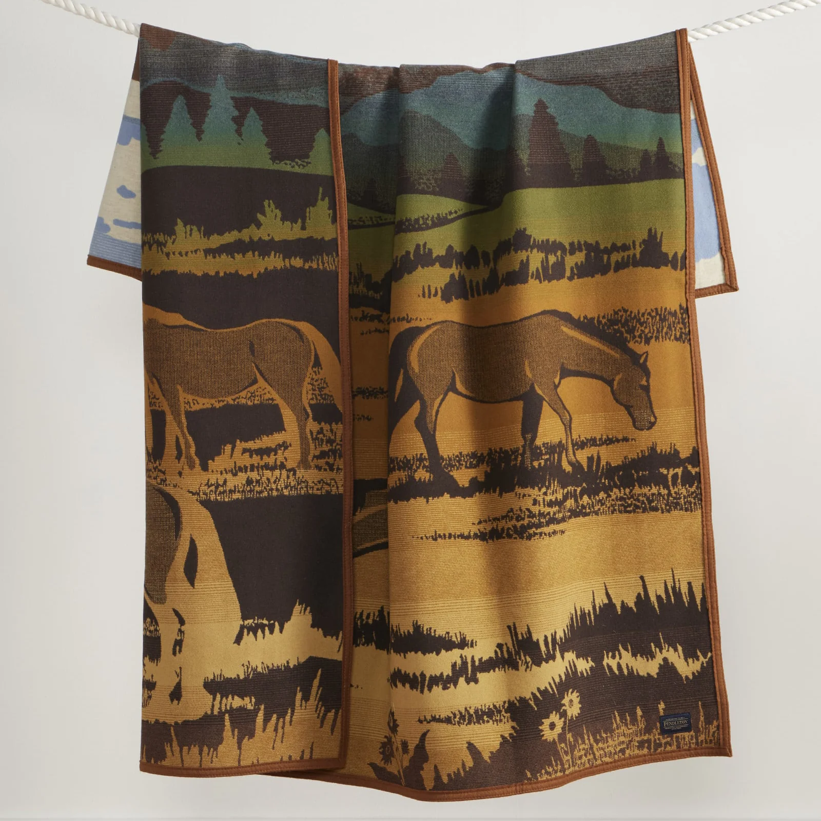 Jacquard Blanket - Shadow Mountain - Image 2