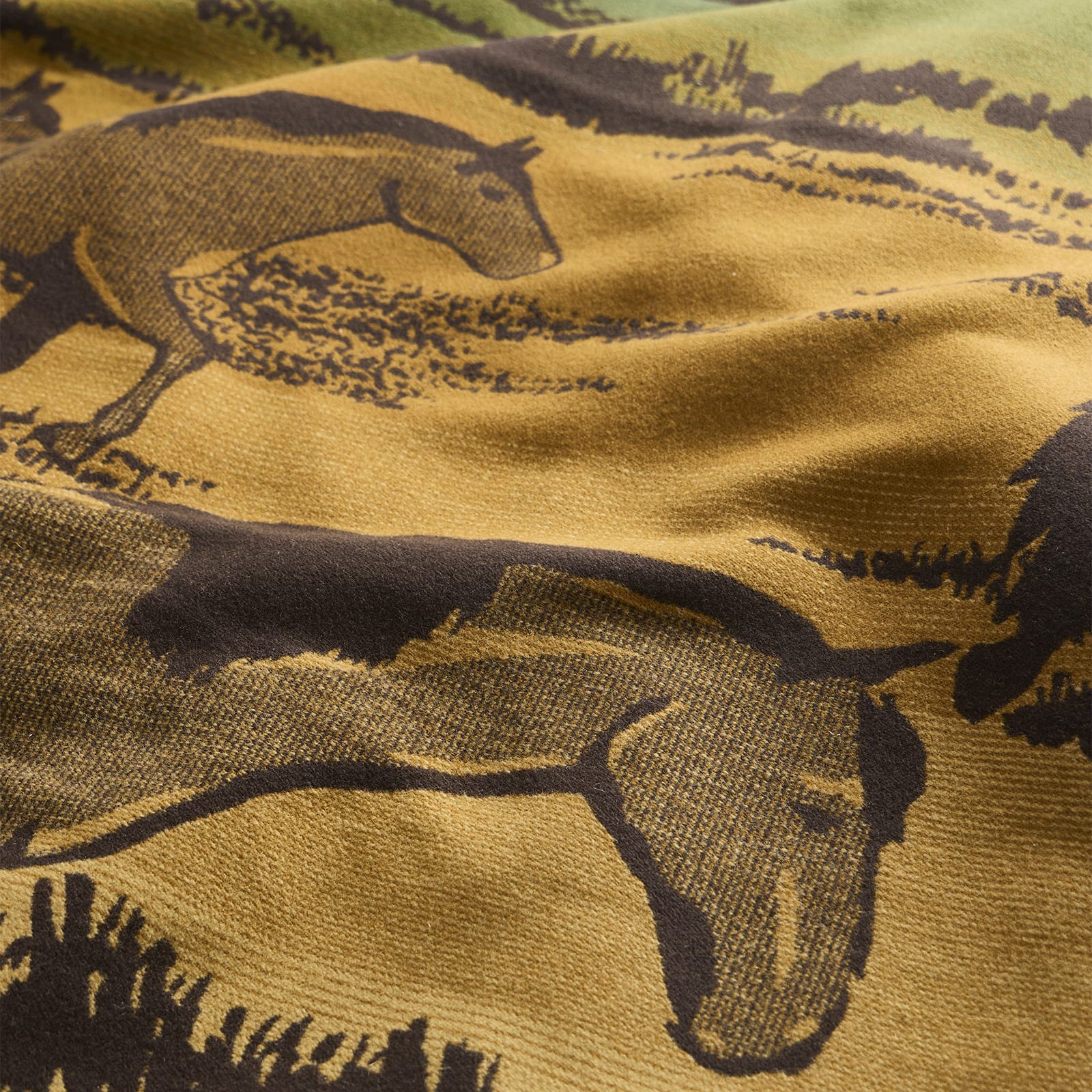 Jacquard Blanket - Shadow Mountain - Image 5