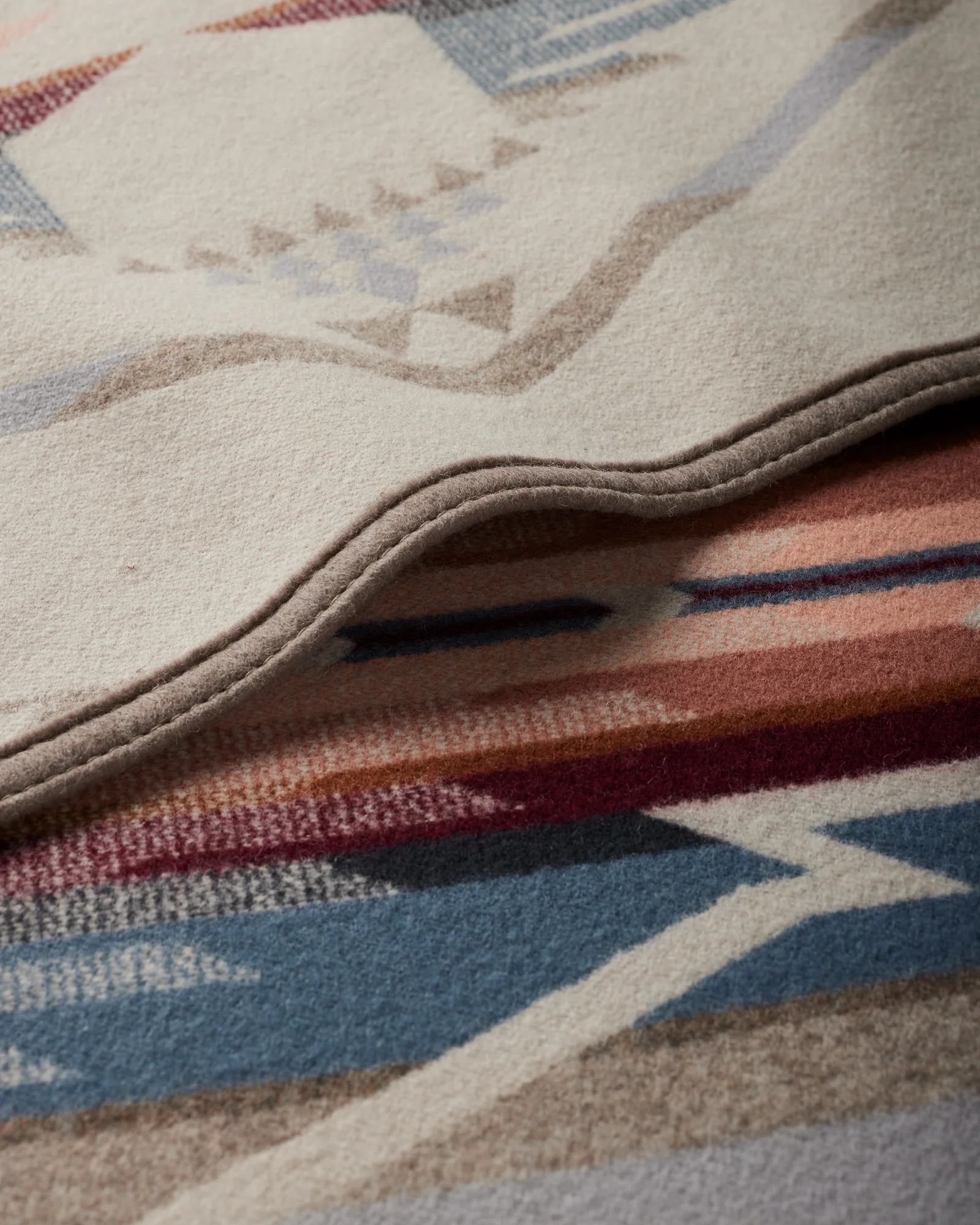 Jacquard Blanket - White Sands - Image 2