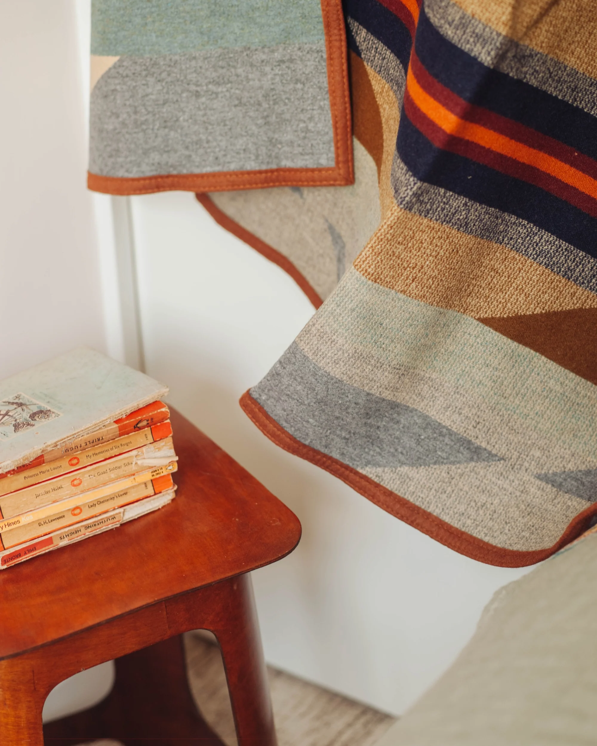 Jacquard Blanket - Wyeth Trail - Image 3