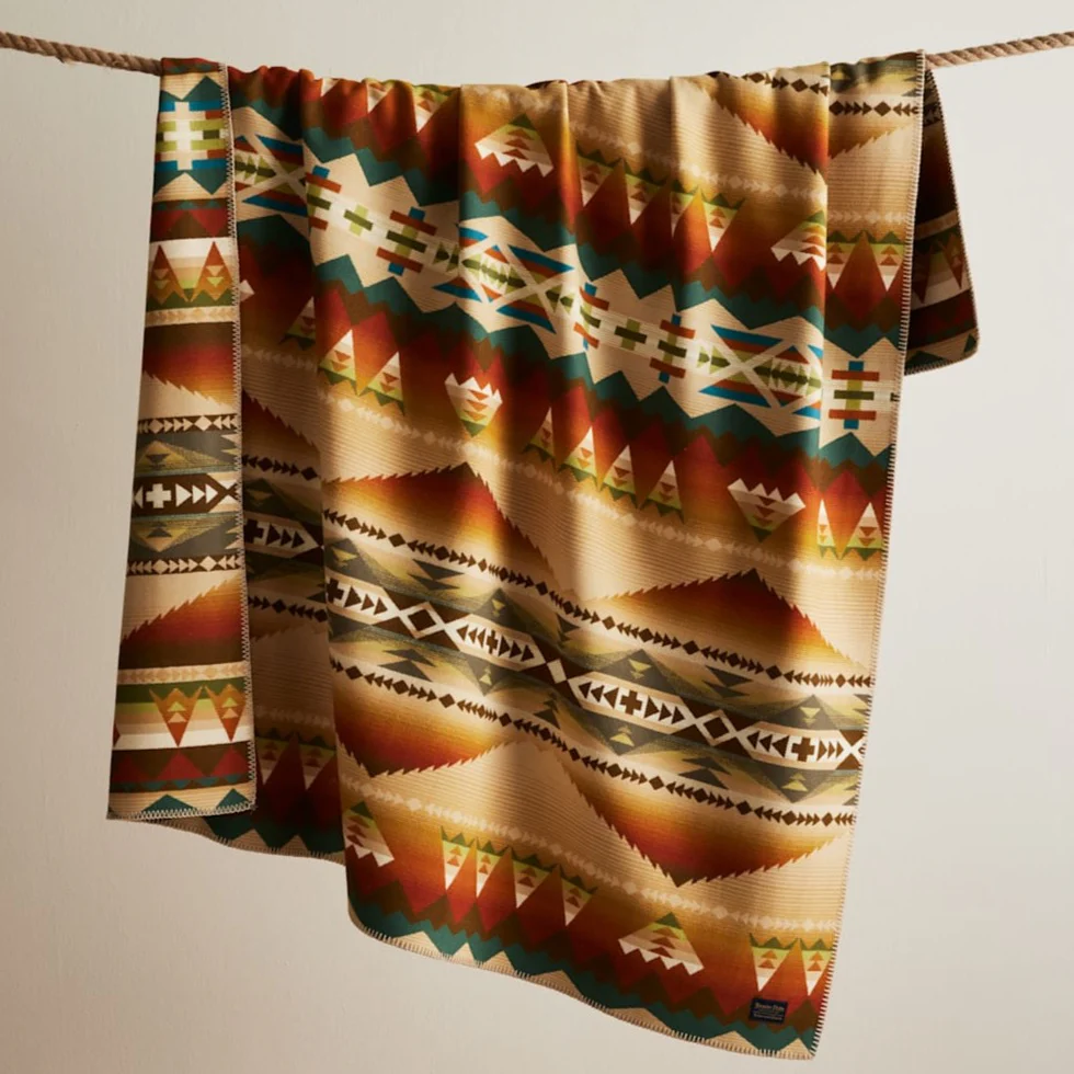Jacquard Blanket - Solstice Canyon - Image 4