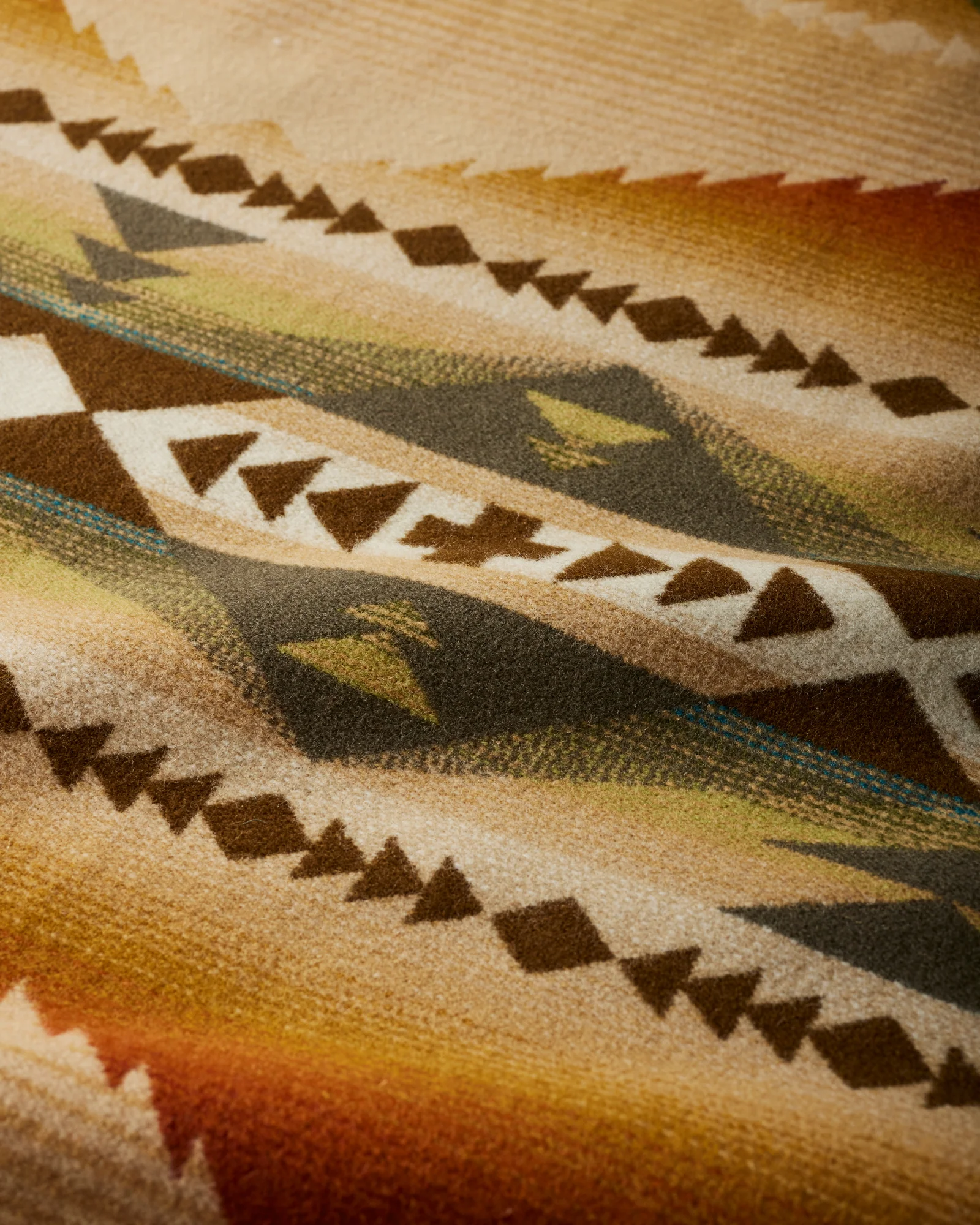 Jacquard Blanket - Solstice Canyon - Image 7