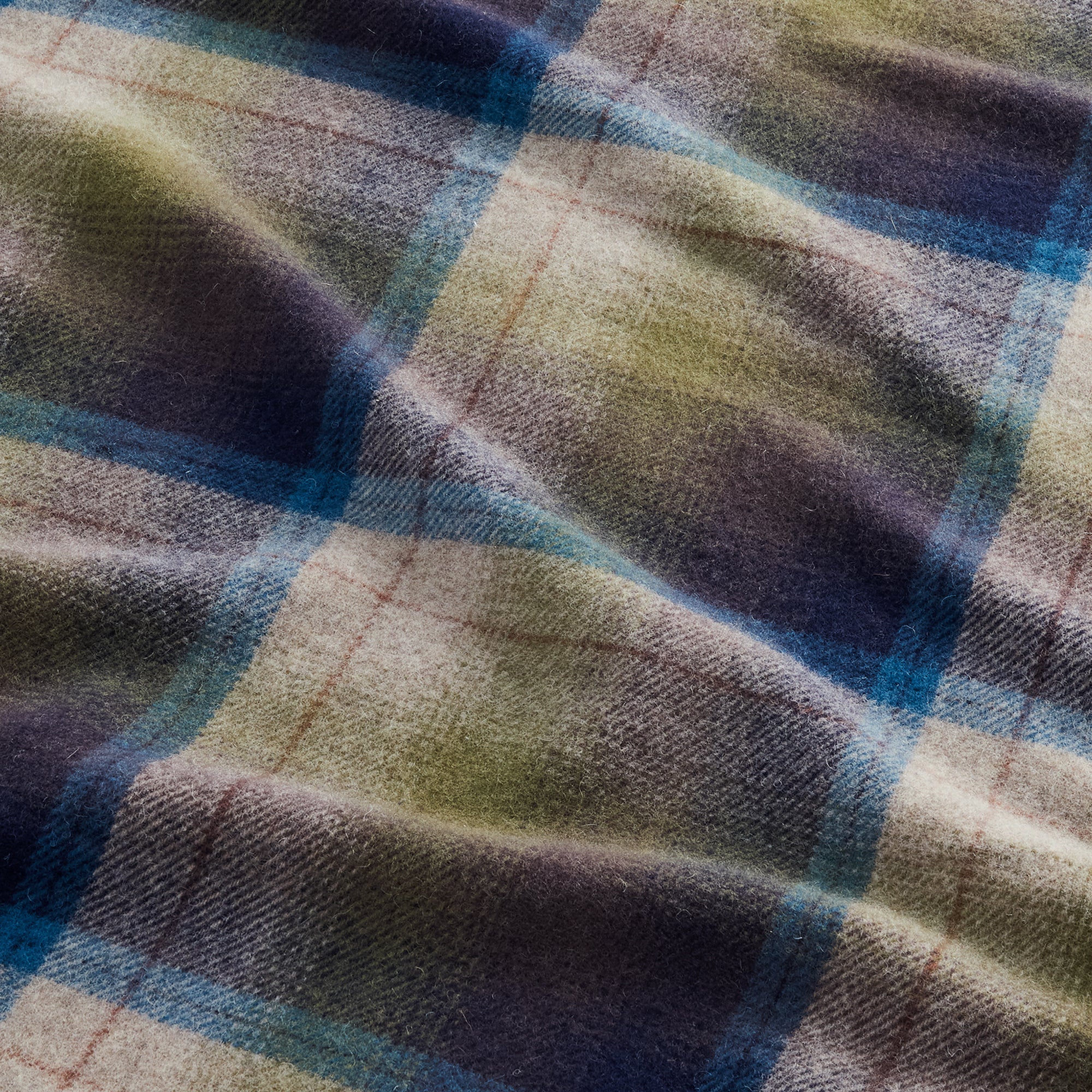 Carry Along Motor Robe - Haystack Plaid - Image 4