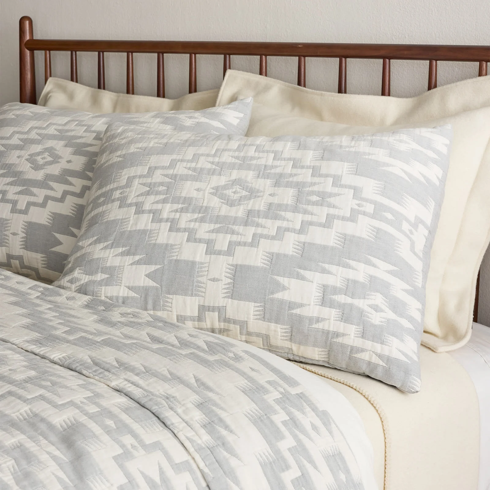 Organic Cotton Matelasse Sham - Mesilla - Image 3