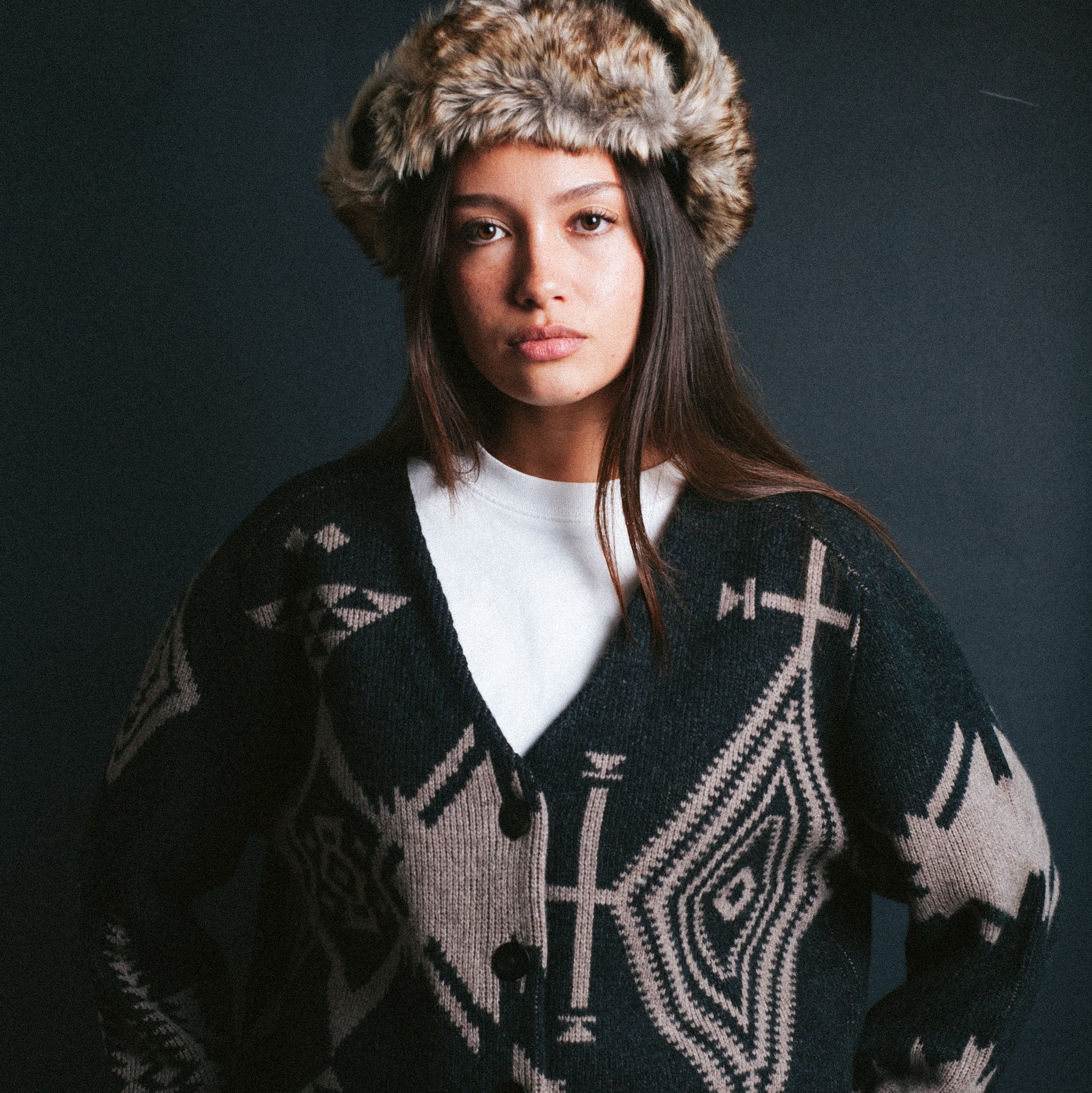 Womens Oversized Graphic Cardigan - Black / Taupe - Image 2