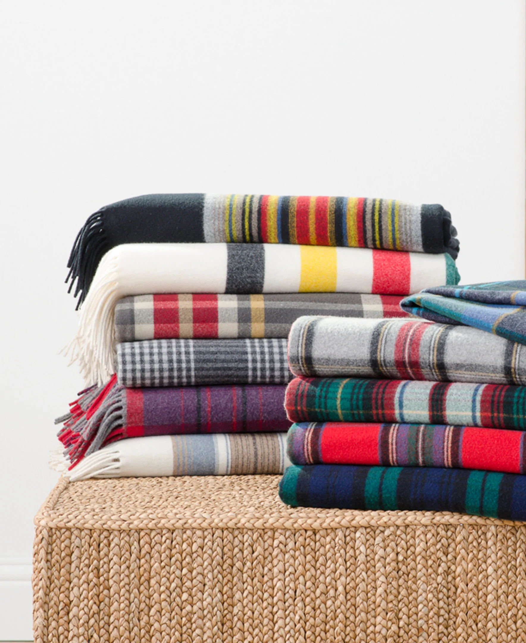 5th Avenue Throw - Acadia - Image 2