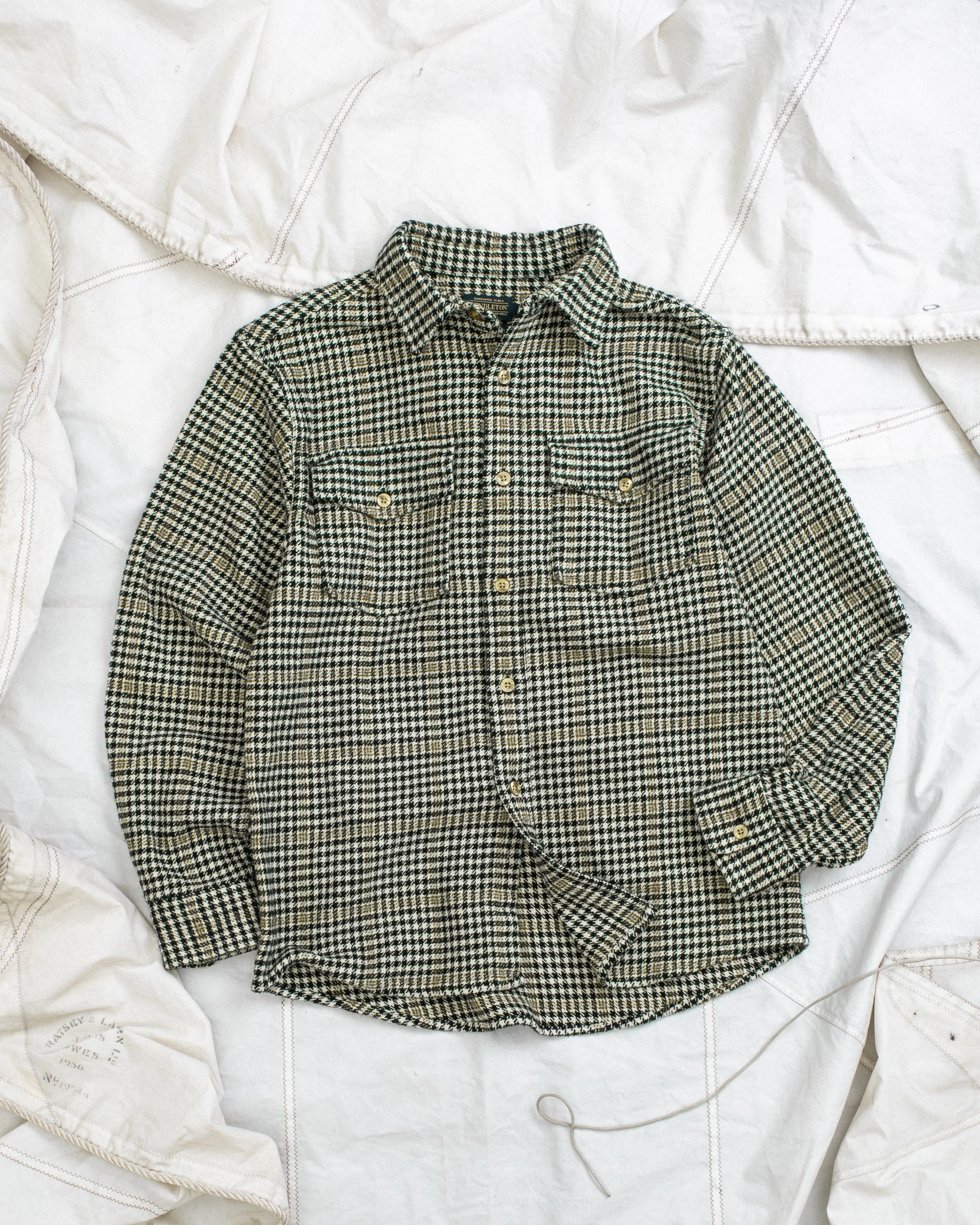 Big Pocket Check Shirt - White/Grey - Image 8