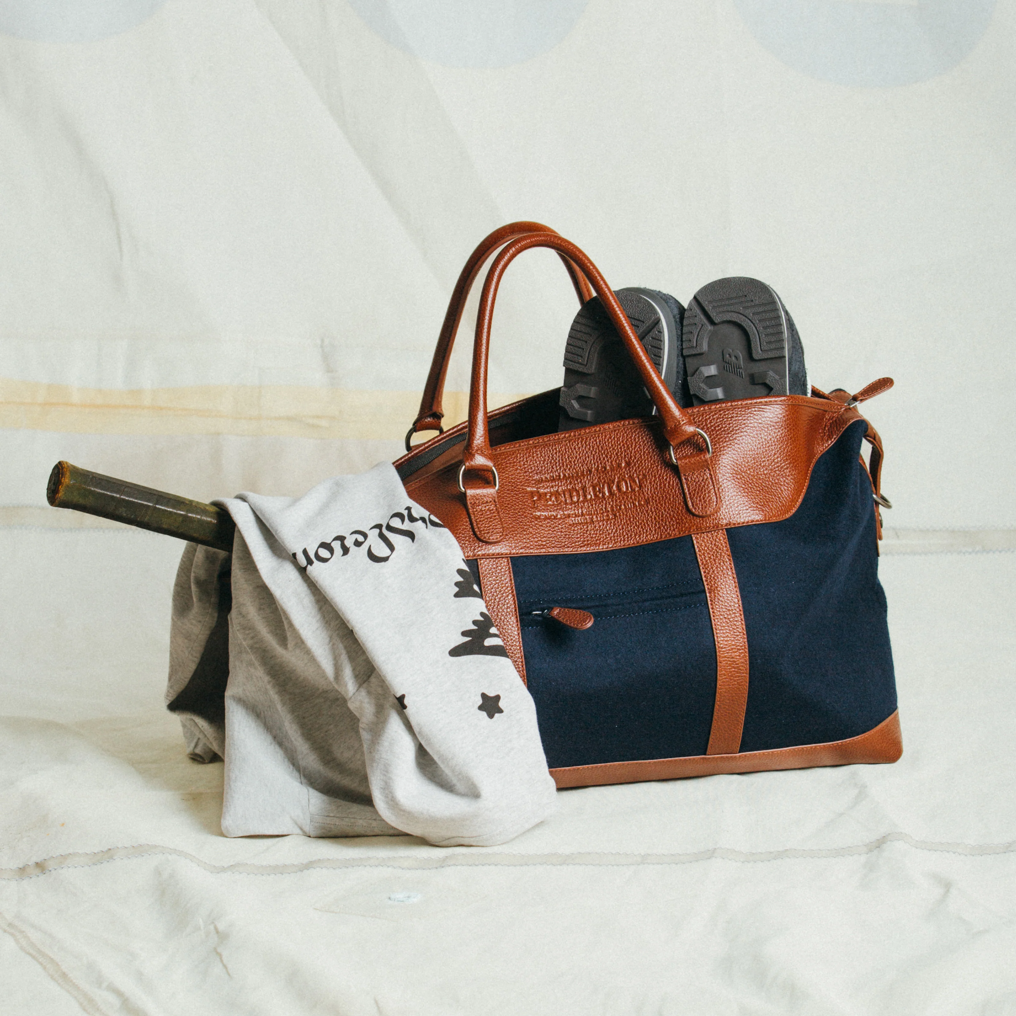 Wool Weekend Duffel Bag - Navy - Image 6