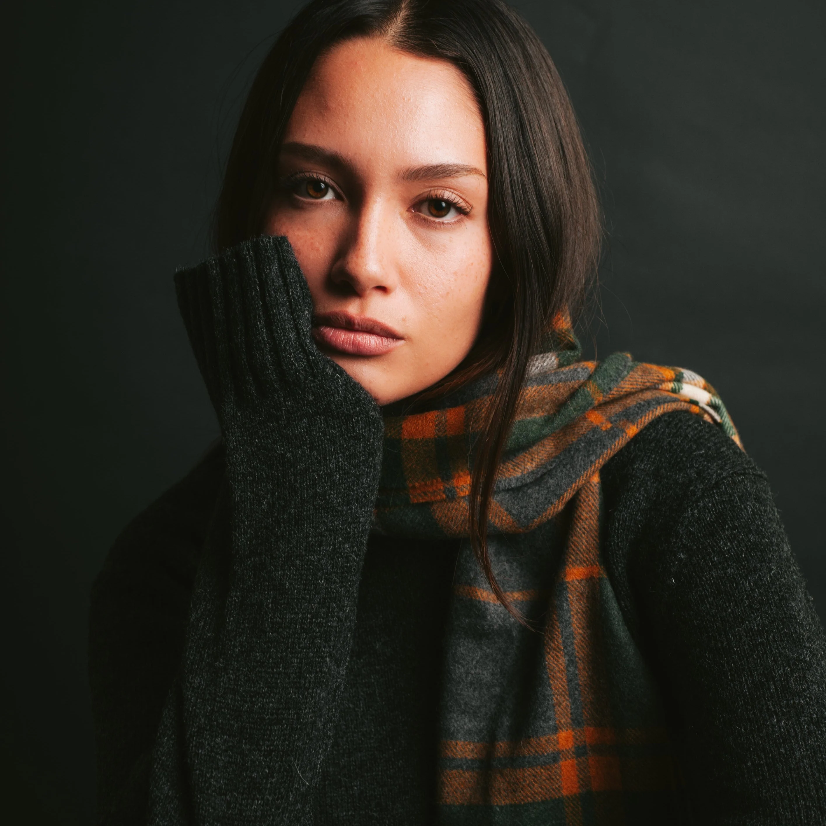 Women's Shetland Crew Knit - Black Heather - Image 3