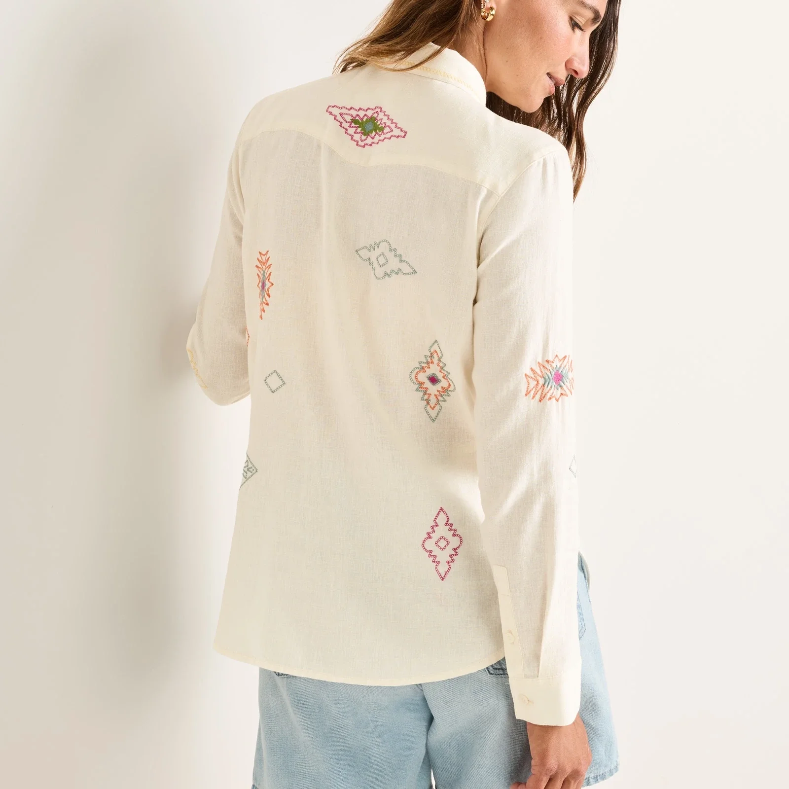Womens The Perfect One Pocket Shirt - Ivory - Image 2