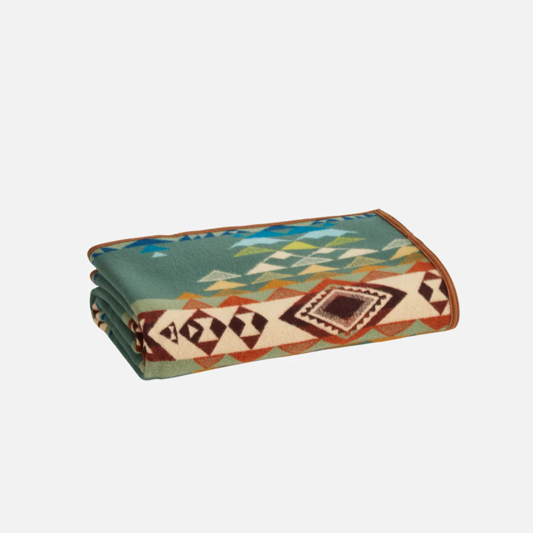 Jacquard Blanket - Highland Peak  Balsam - Image 4